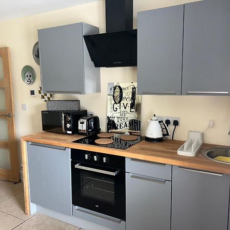 Claverley Hideaway Apartment Bridgnorth Wolverhampton Exterior foto